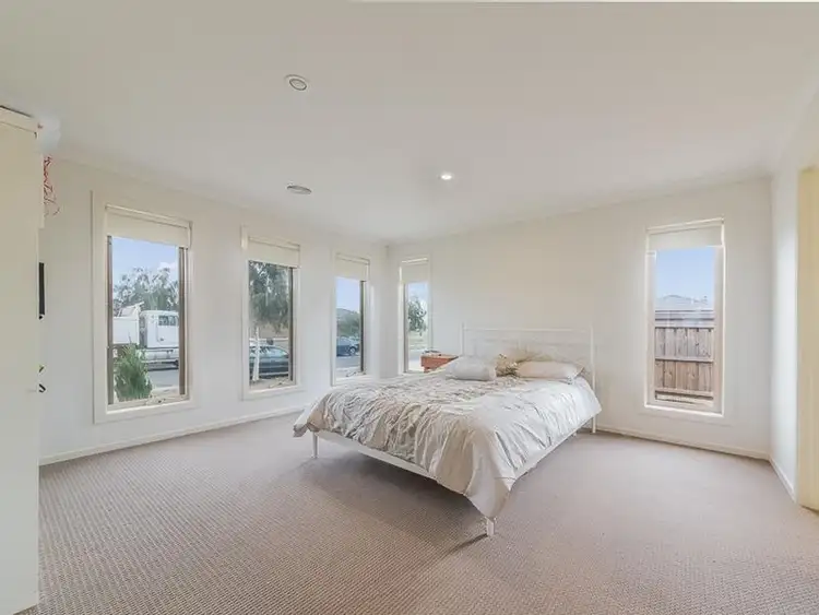 Fifth view of Homely house listing, 18 Celsius Drive, Cranbourne North VIC 3977
