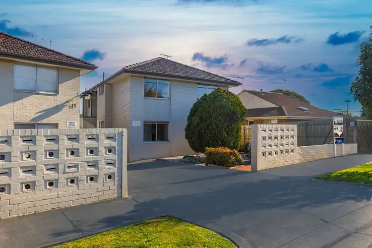 Fifth view of Homely apartment listing, 1/15 Royal Avenue, Essendon North VIC 3041