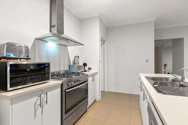 Fifth view of Homely house listing, 21 Davenport Approach, Wandi WA 6167