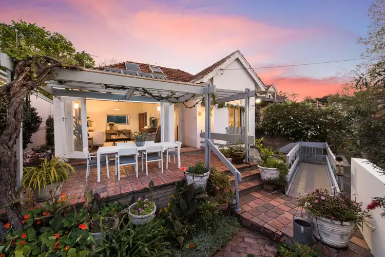 13 Weringa Avenue, Cammeray NSW 2062