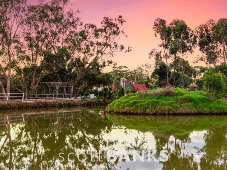 Third view of Homely house listing, 2 Shamrock Place, Melton West VIC 3337