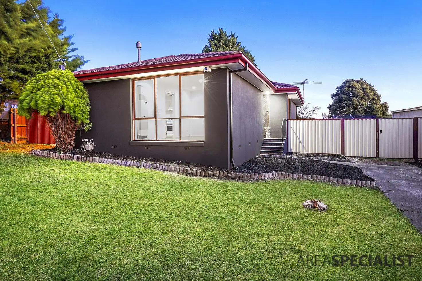 Main view of Homely house listing, 10 Meredith Crescent, Hampton Park VIC 3976