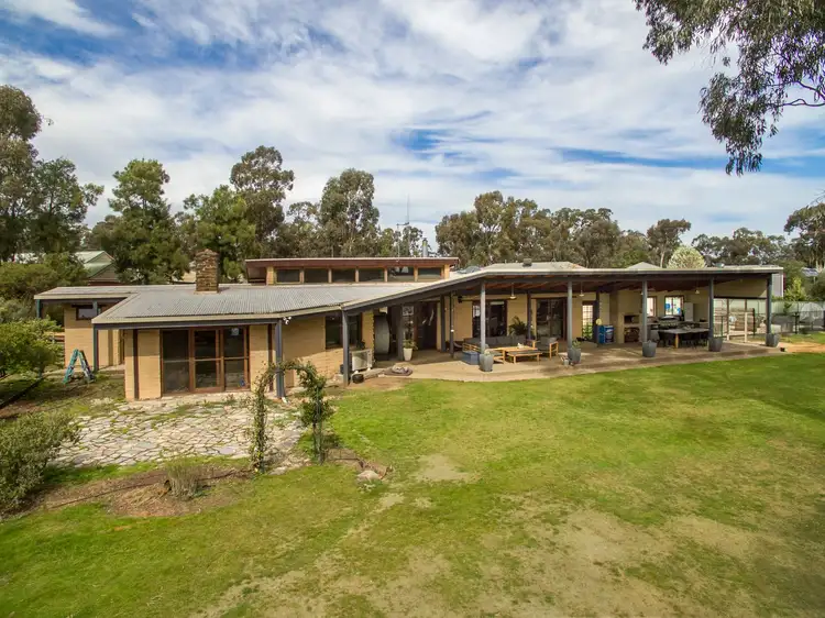 Main view of Homely house listing, 4 Tchumlock Court, Ascot VIC 3551