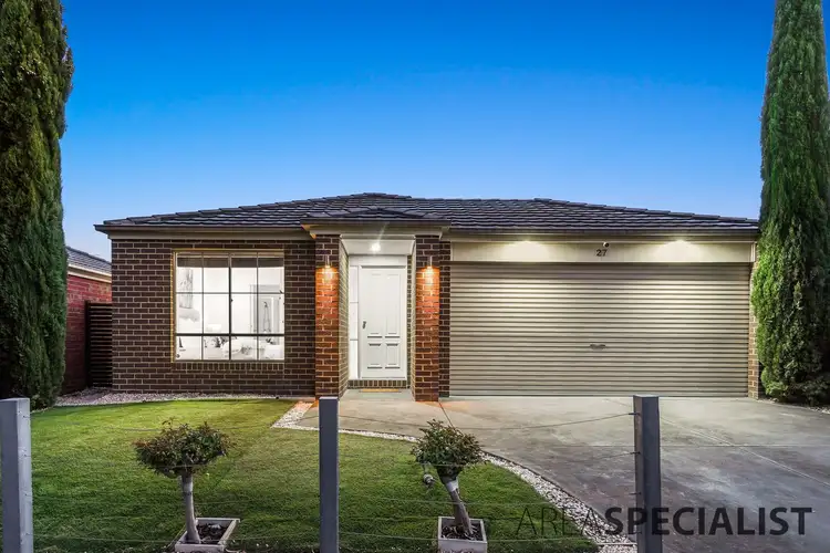 27 Ebony Street, Cranbourne VIC 3977