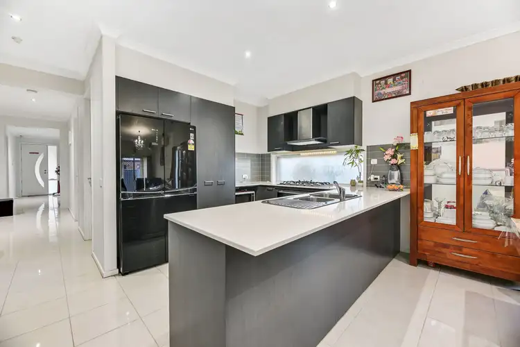 Fifth view of Homely house listing, 4 McEwan Drive, Cranbourne East VIC 3977