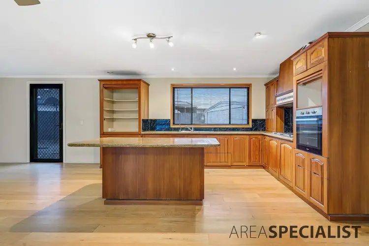 Fourth view of Homely house listing, 31 Valepark Crescent, Cranbourne VIC 3977