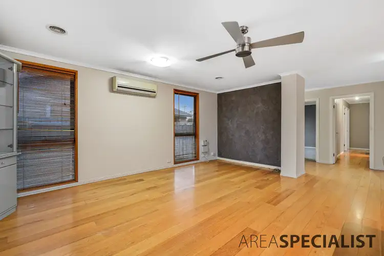 Fifth view of Homely house listing, 31 Valepark Crescent, Cranbourne VIC 3977