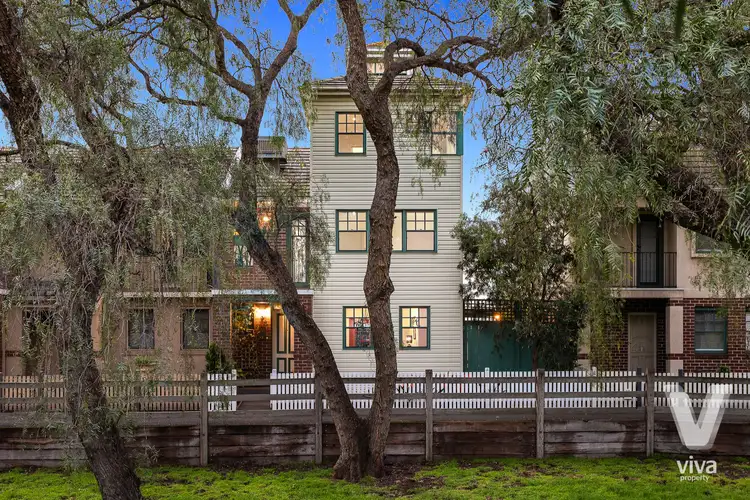 24 Peppercorn Walk, Kensington VIC 3031