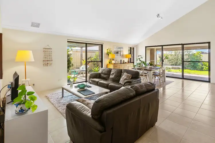 Fourth view of Homely house listing, 27 Indooroopilly Crescent, Dunsborough WA 6281