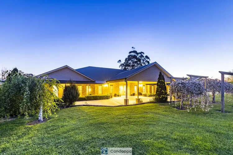 Second view of Homely house listing, 9 Oxley Court, Drouin VIC 3818