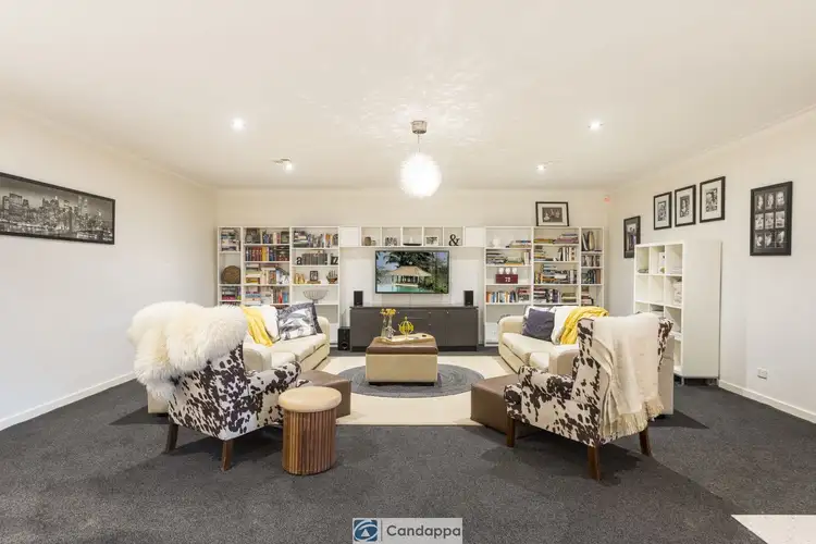 Fifth view of Homely house listing, 9 Oxley Court, Drouin VIC 3818