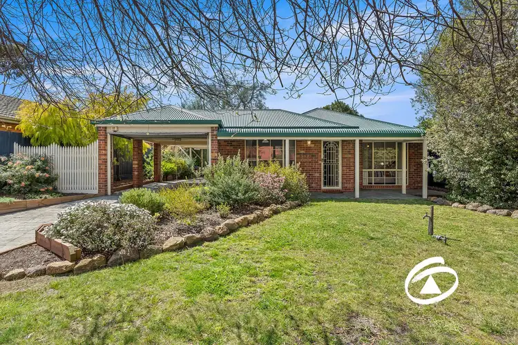 9 Nullica Court, Berwick VIC 3806