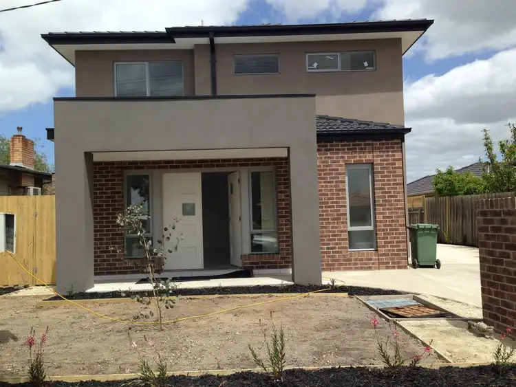 57 Kirkham Road