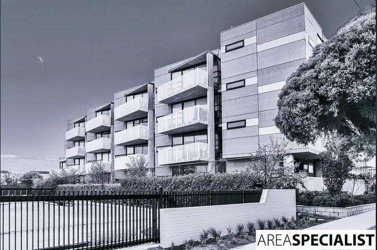 102/175 Kangaroo Road, Hughesdale VIC 3166