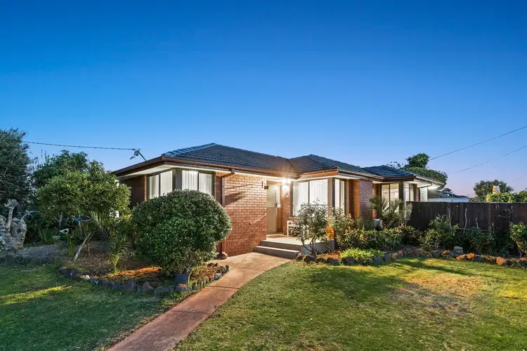 Second view of Homely house listing, 2 Allawah Close, Keysborough VIC 3173