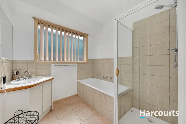 Sixth view of Homely house listing, 8 Ingoldsby Court, Delahey VIC 3037