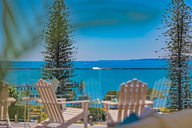 15 Main Road, Wellington Point QLD 4160