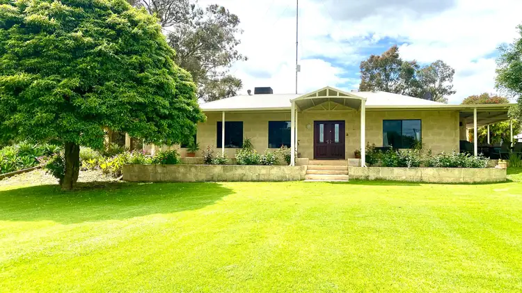 46 Dallas Street, Waroona WA 6215