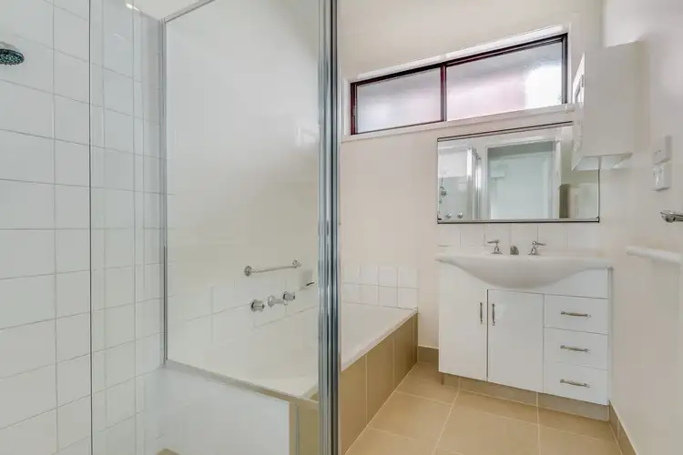 Sixth view of Homely unit listing, 4/117 Hargreaves Street, Bendigo VIC 3550