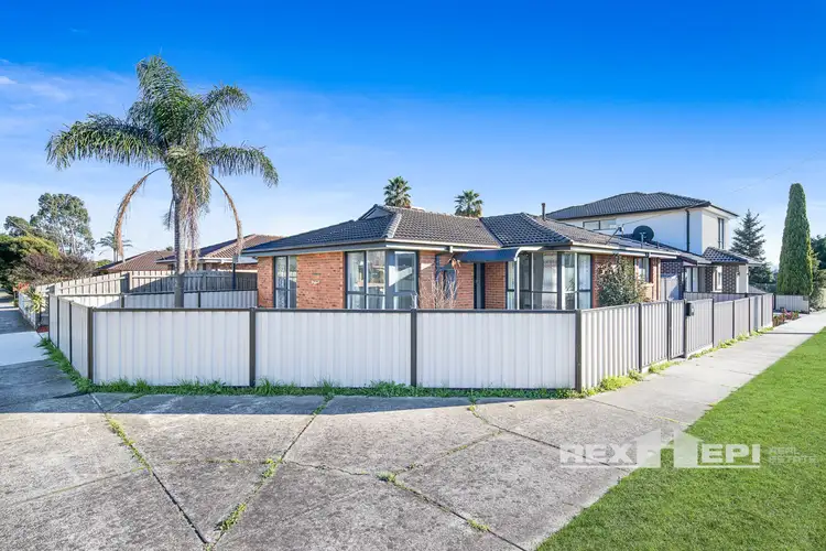 13 Cairns Road, Hampton Park VIC 3976