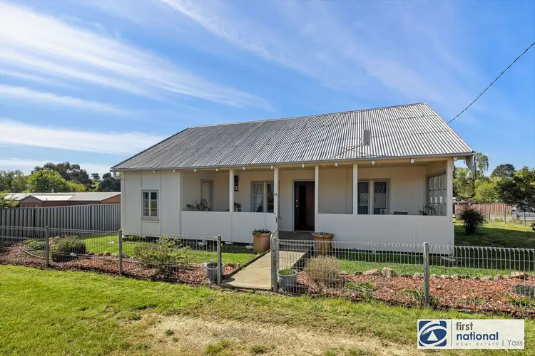 15 Silver Street, Bowning NSW 2582