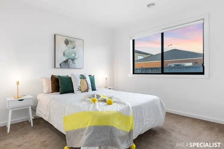 Fifth view of Homely house listing, 10 Everly Way, Point Cook VIC 3030