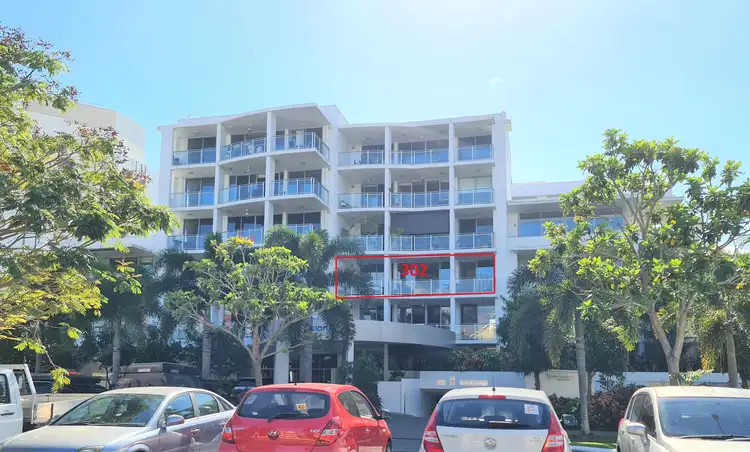 302/125-129 Esplanade, Cairns City QLD 4870