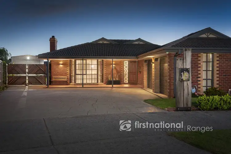 13 Sheffield Close, Pakenham VIC 3810