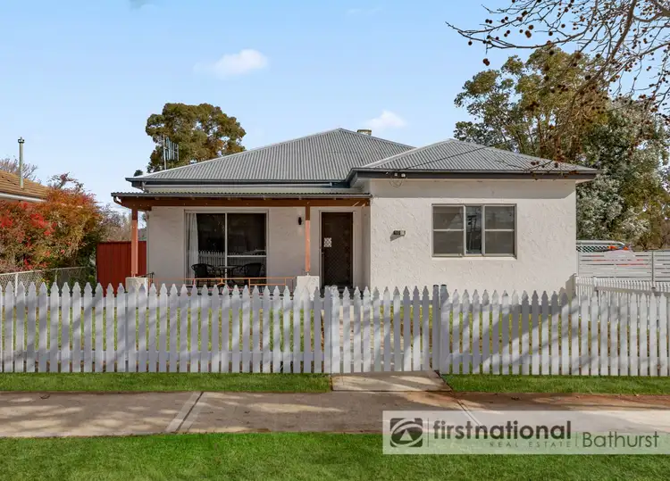 16 Russell Street, Gormans Hill NSW 2795