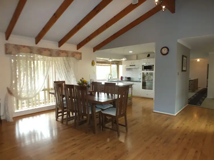 Seventh view of Homely house listing, 23 Granada Crescent, Orana WA 6330