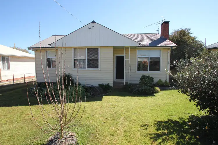 110 Douglas Street, Tenterfield NSW 2372