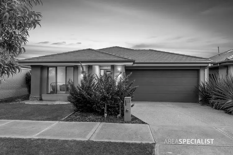 22 Kurrali Crescent