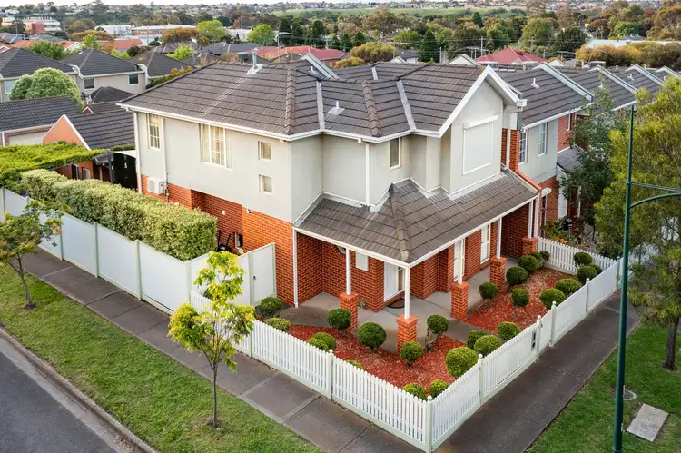 1 Jindivick Street, Maribyrnong VIC 3032