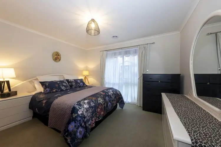 Sixth view of Homely house listing, 11 Folkstone Court, Drouin VIC 3818
