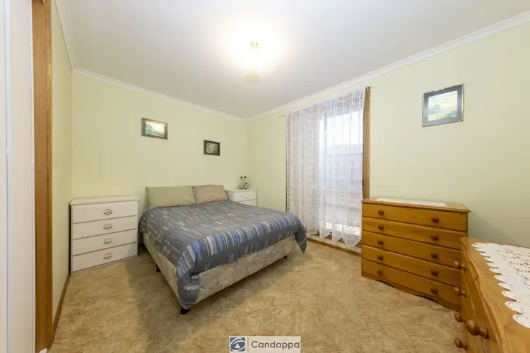 Fifth view of Homely unit listing, 4/6B Hatfield Drive, Drouin VIC 3818