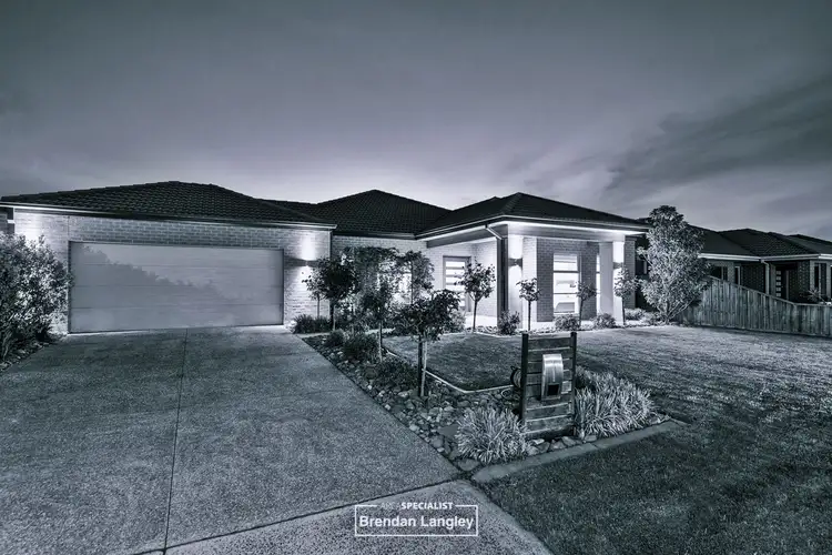 19 Sundew Crescent, Pakenham VIC 3810