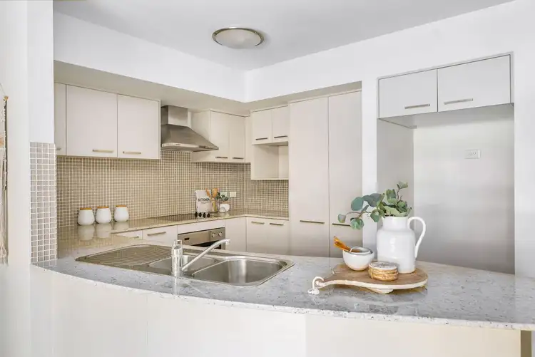 Fourth view of Homely unit listing, 2/86 Brighton Rd, Sandgate QLD 4017