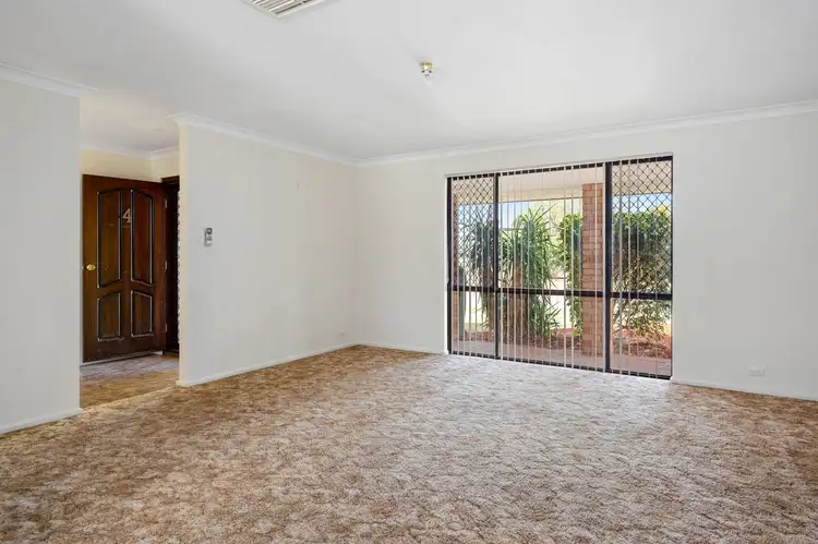 Second view of Homely house listing, 4 Littlewood Place, West Lamington WA 6430