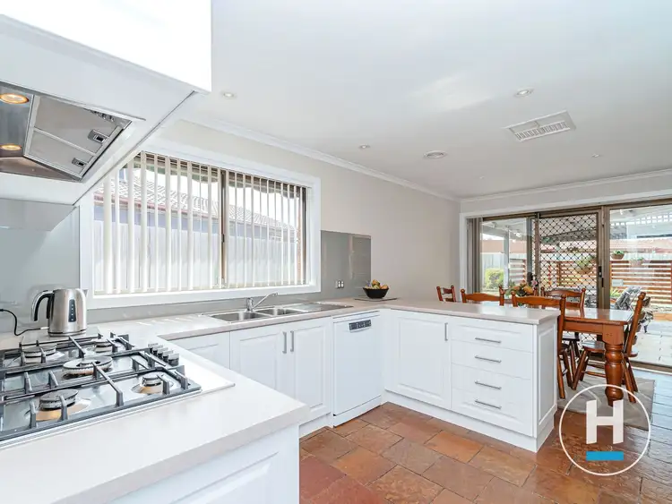 Sixth view of Homely house listing, 4 Hook Court, Craigieburn VIC 3064