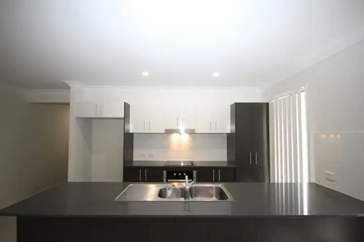 Sixth view of Homely house listing, 4 Apex Court, Springfield Lakes QLD 4300