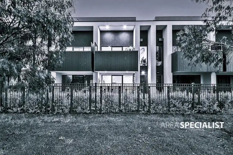 6 Bavadia Place, Keysborough VIC 3173