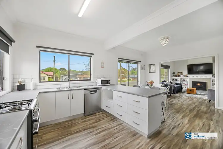 4 Scott Court