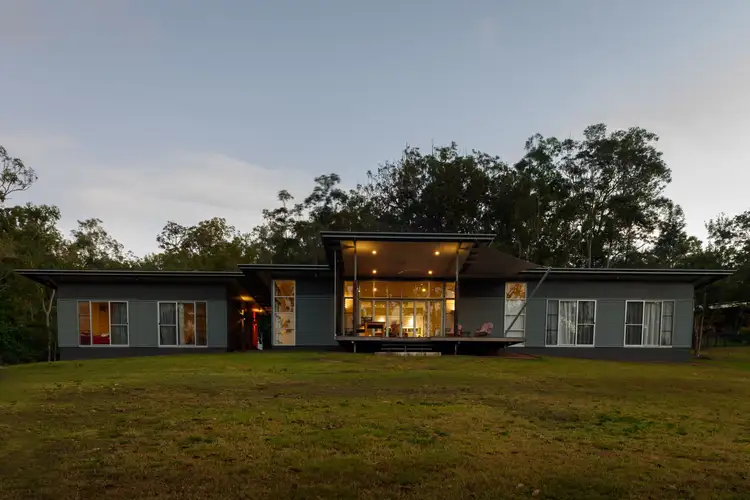14-16 Black Gully Road, Tinaroo QLD 4872