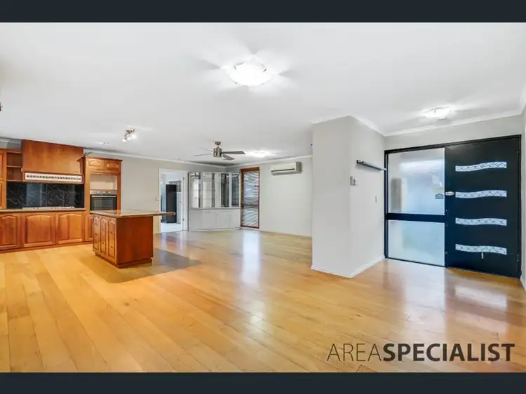 Main view of Homely house listing, 33 Valepark Crescent, Cranbourne VIC 3977