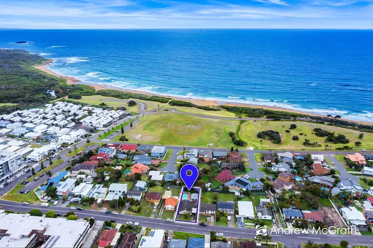 71 Caves Beach Road, Caves Beach NSW 2281