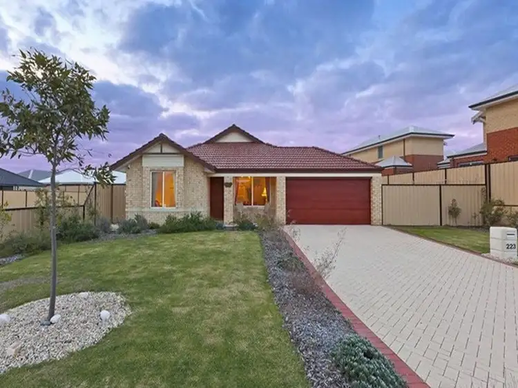 223 Golf Links Drive, Carramar WA 6031