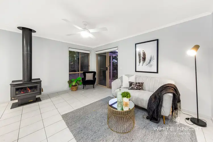 Fifth view of Homely house listing, 19 Poa Court, Delahey VIC 3037