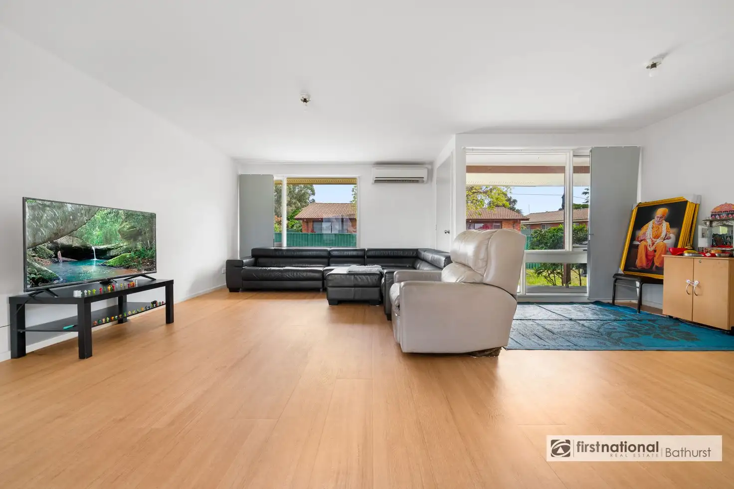 Main view of Homely house listing, 10 Winslow Place, West Bathurst NSW 2795