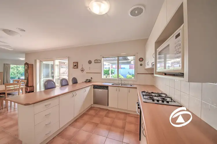 Sixth view of Homely house listing, 15 Flinders Chase, Pakenham VIC 3810