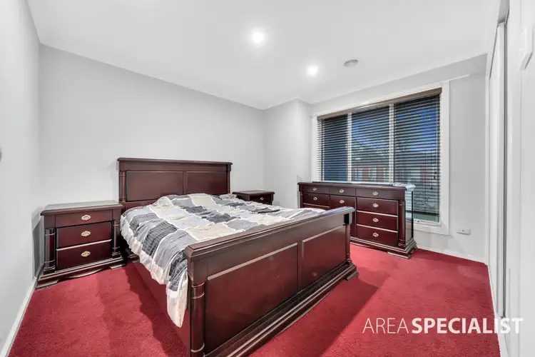 Fifth view of Homely house listing, 15 Sussex Avenue, Cranbourne North VIC 3977